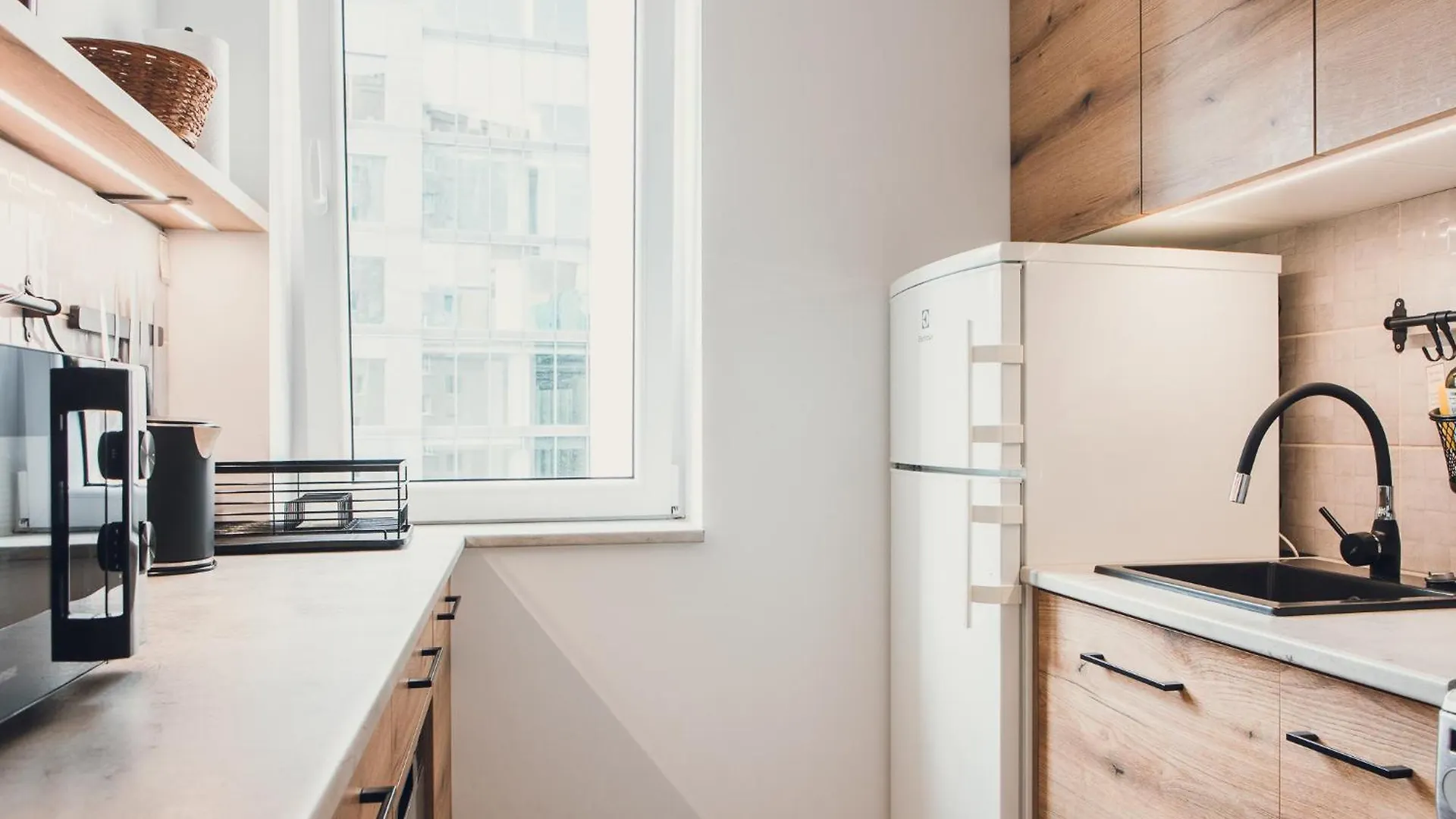 Book A Book Apartment Citycenter #Self Check-In Warszawa